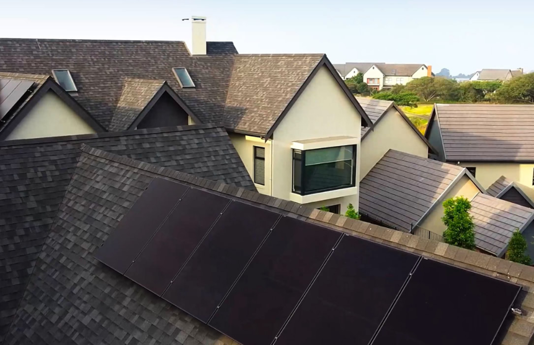 全球转化率最高组件走进南非 让每一寸的阳光都阐扬极致能量