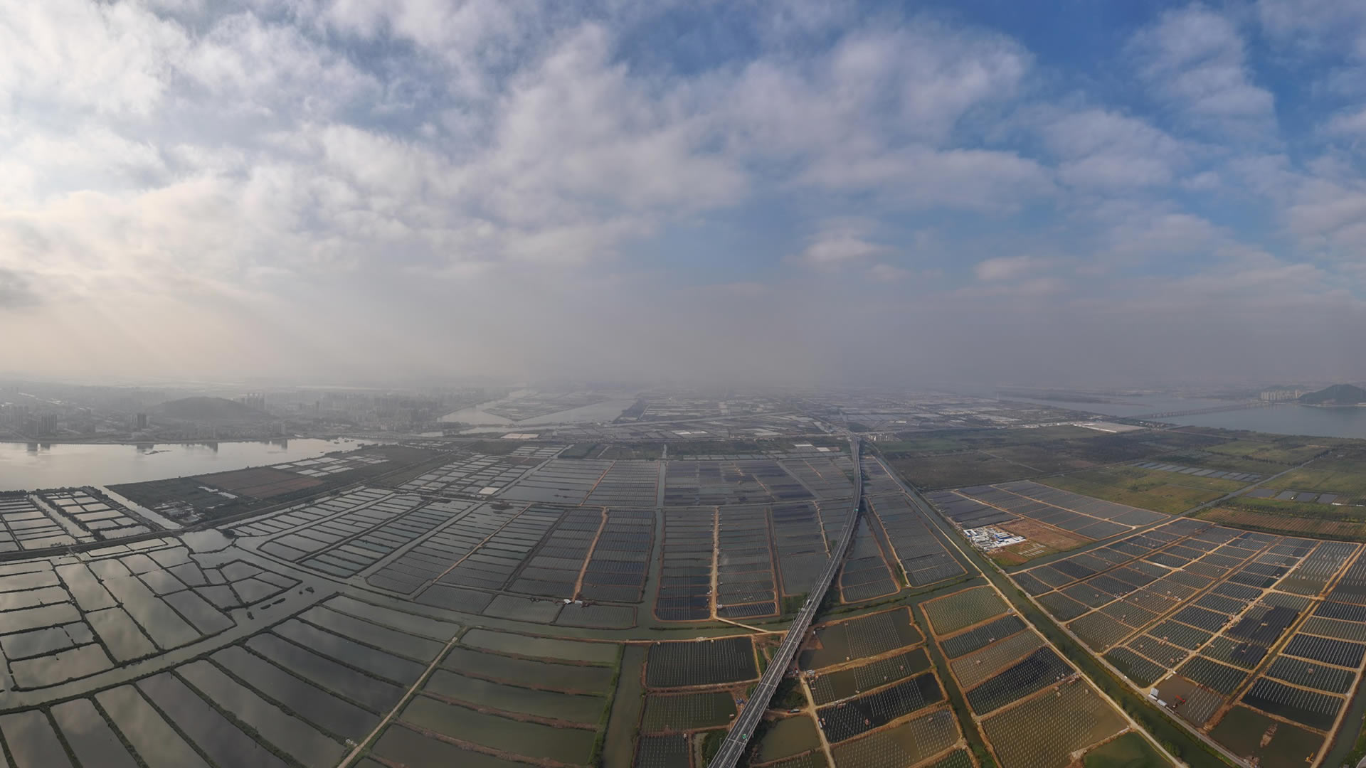 Aquavoltaics Utility-scale Power station 