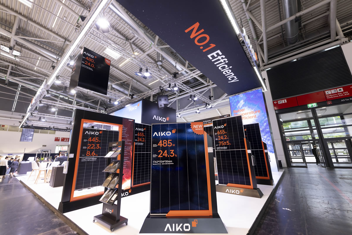 mg冰球突破携“黑科技”新品亮相Intersolar展